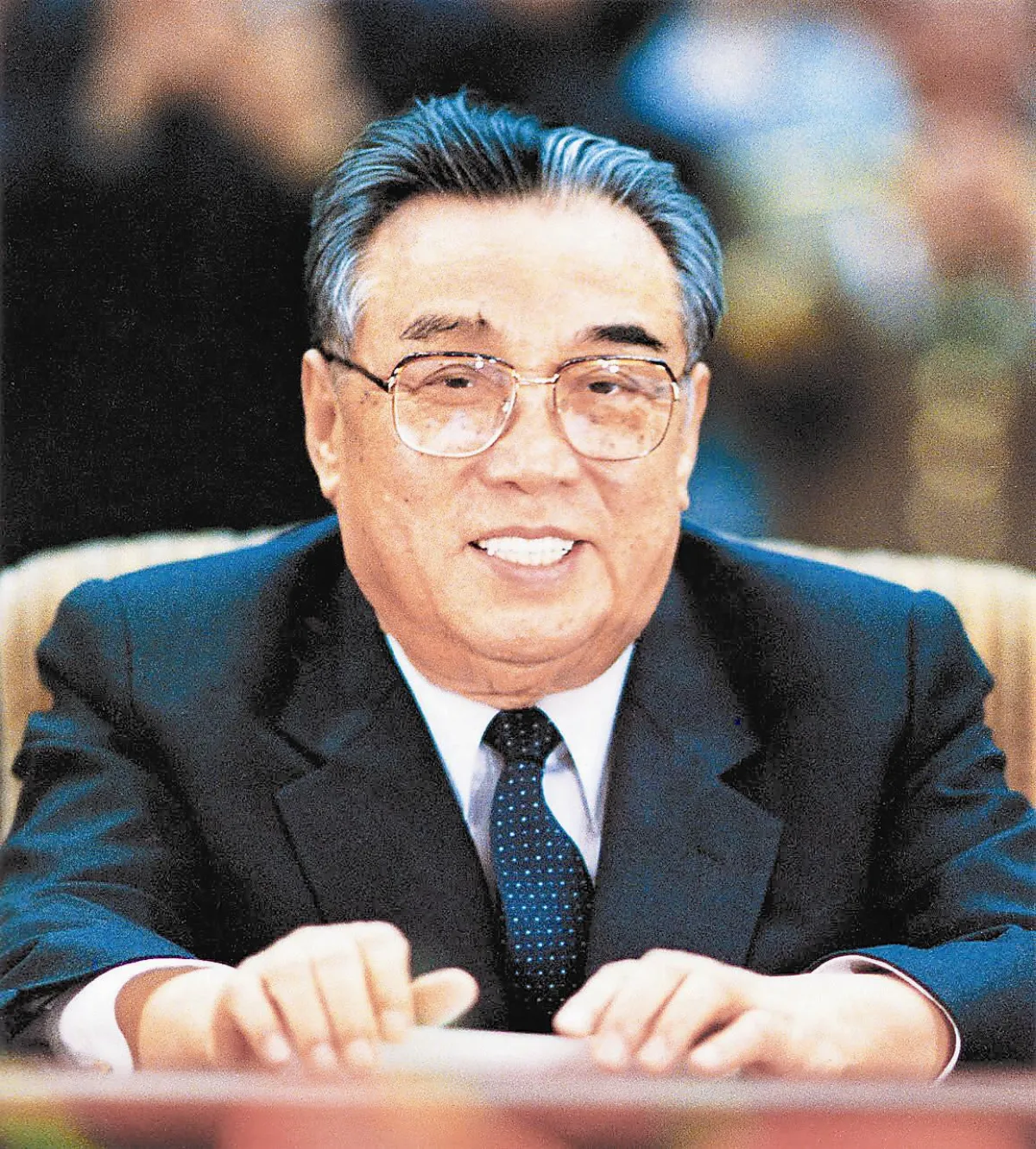 北韓官員證實：更像祖父 金正恩整容鞏固接班