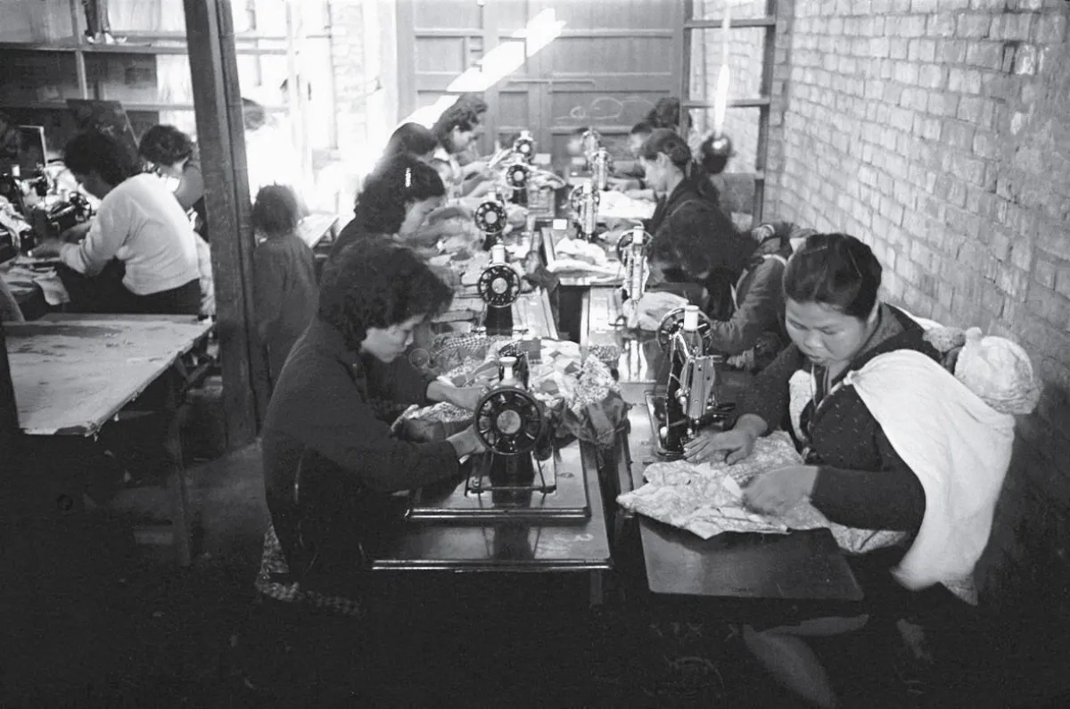 歲月台灣系列‧母親分擔家計的汗水