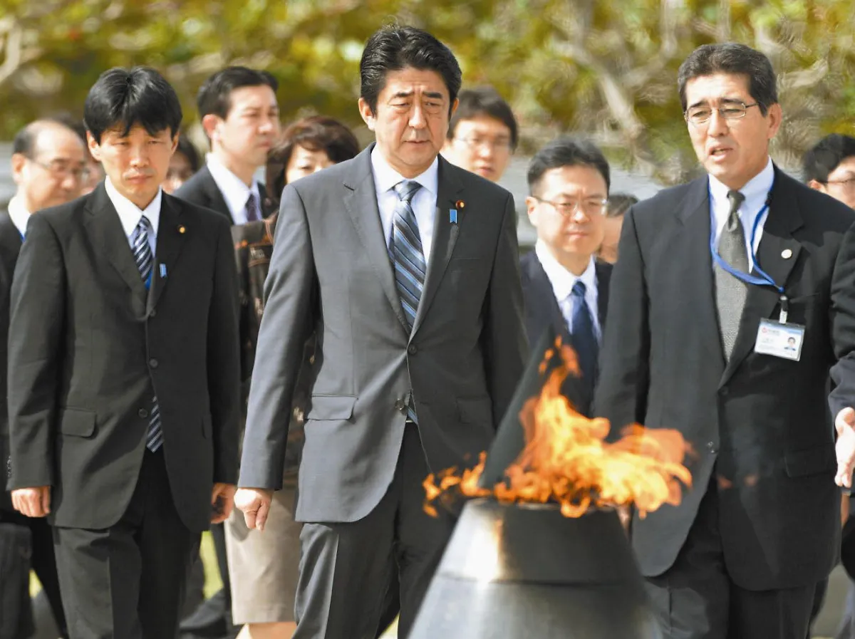 安倍訪沖繩 重申守衛釣島決心