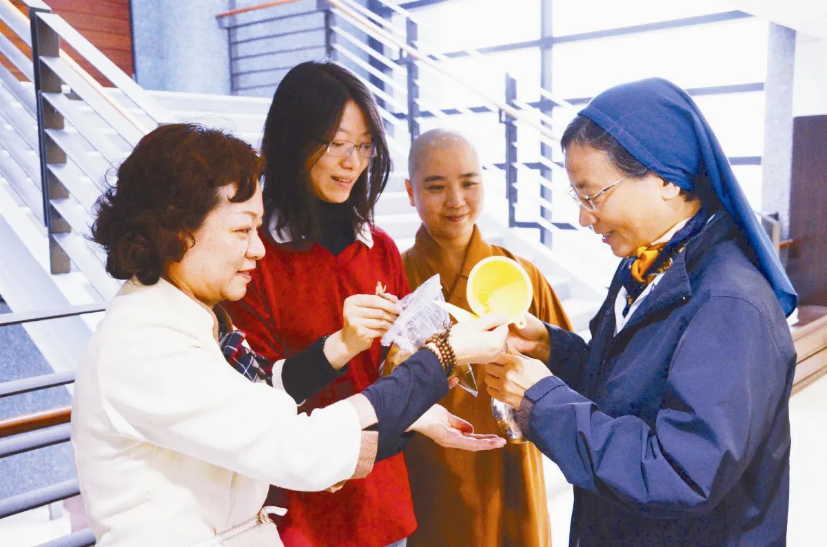 從苜蓿種子 談生死兩相安