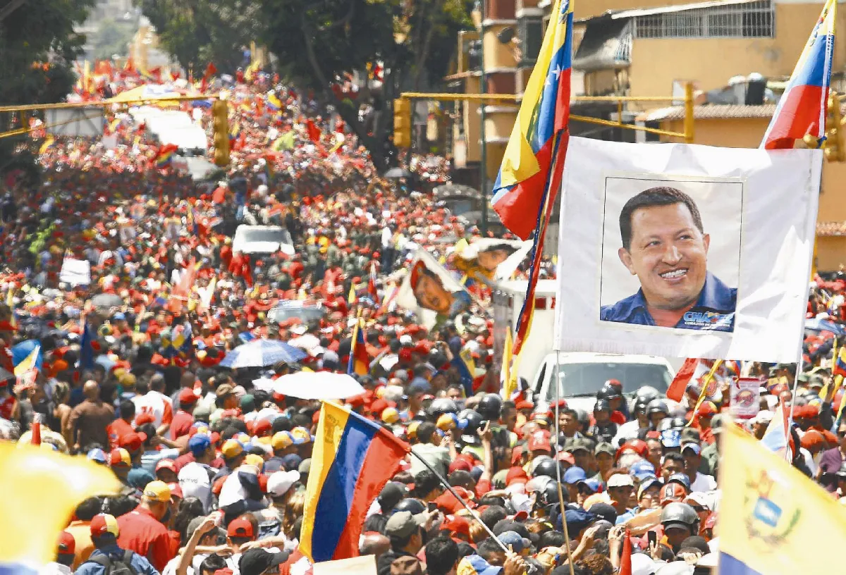 查維斯最後一程 靈柩停軍校