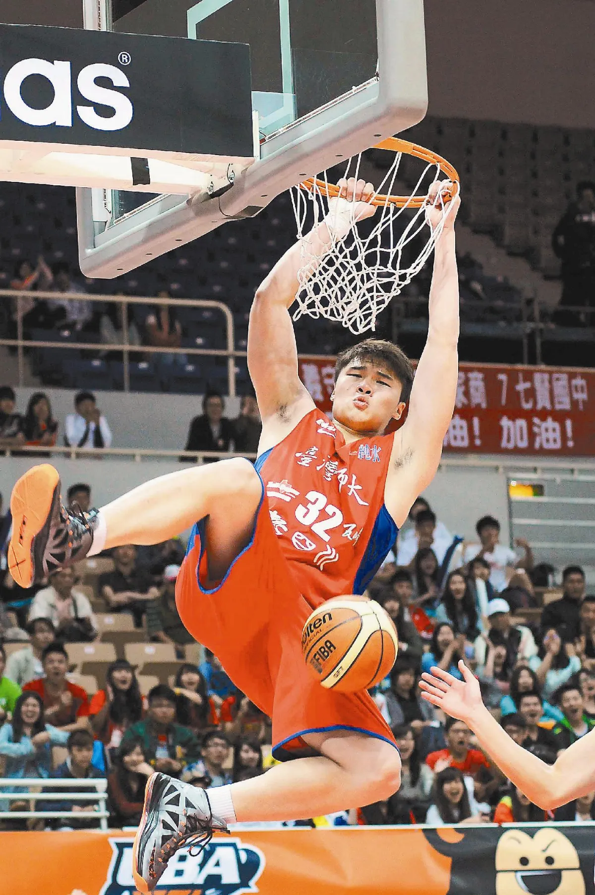 師大連霸封后 台體大首冠稱王