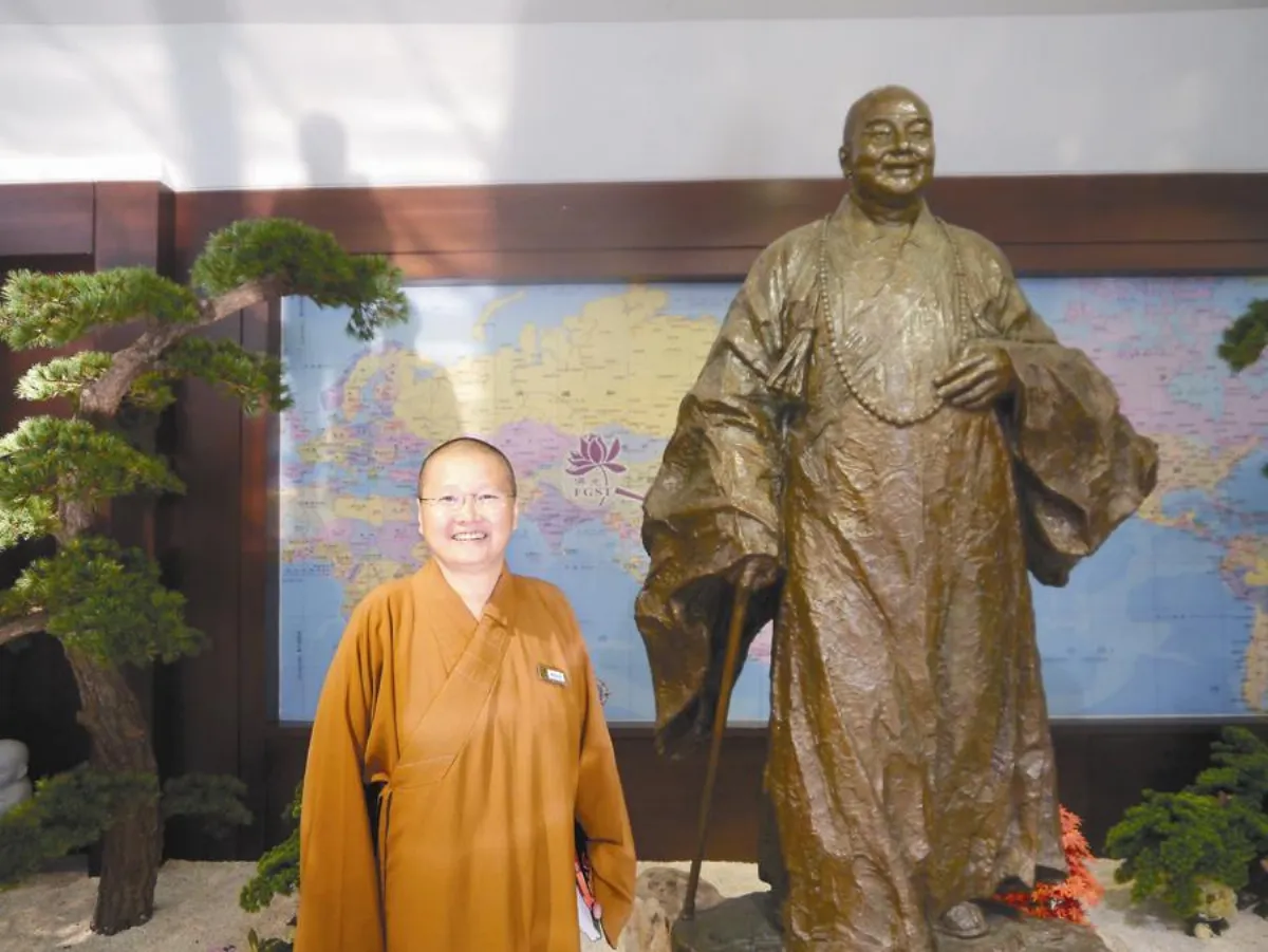 新馬覺誠法師（新馬總住持）承擔更要承擔 慈悲更要慈悲