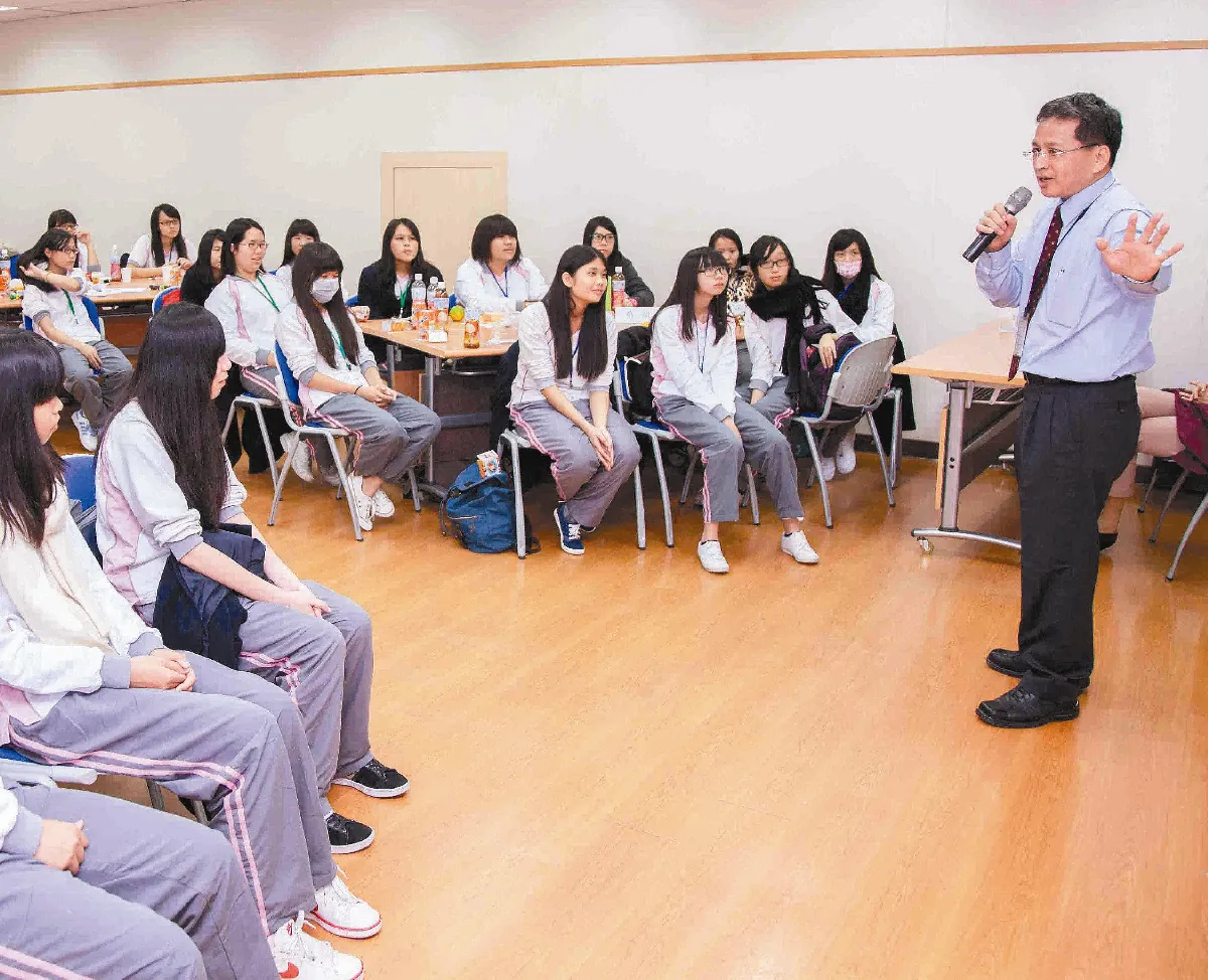 工作影子日  幫助青少年找方向