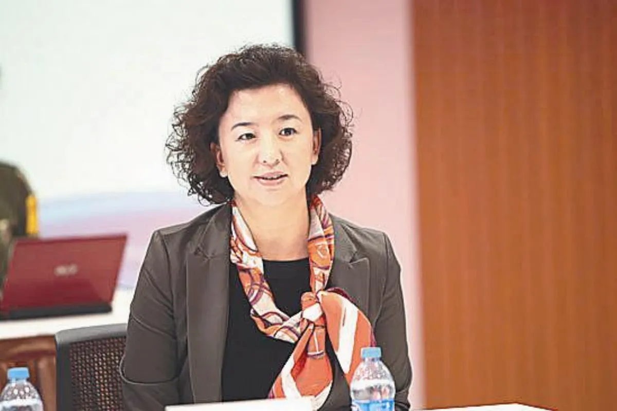 太太程虹  不願被說妻憑夫貴
