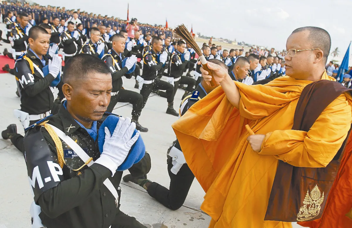 法師祈福 安頓軍心