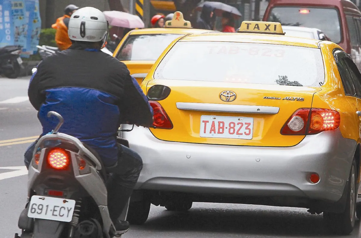新舊車牌重複 官民霧煞煞