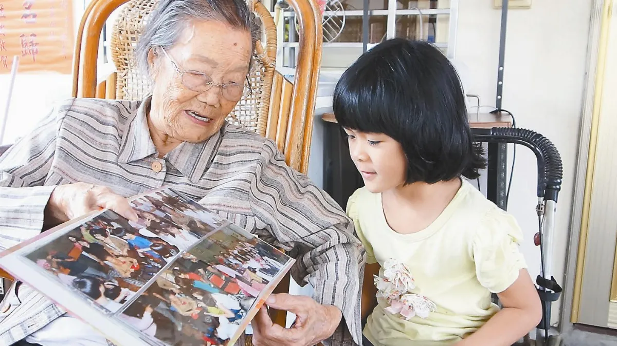 92歲嬤 頭腦像電腦