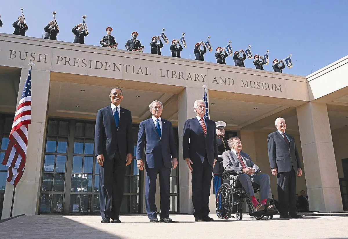 小布希圖書館落成 美5總統相聚