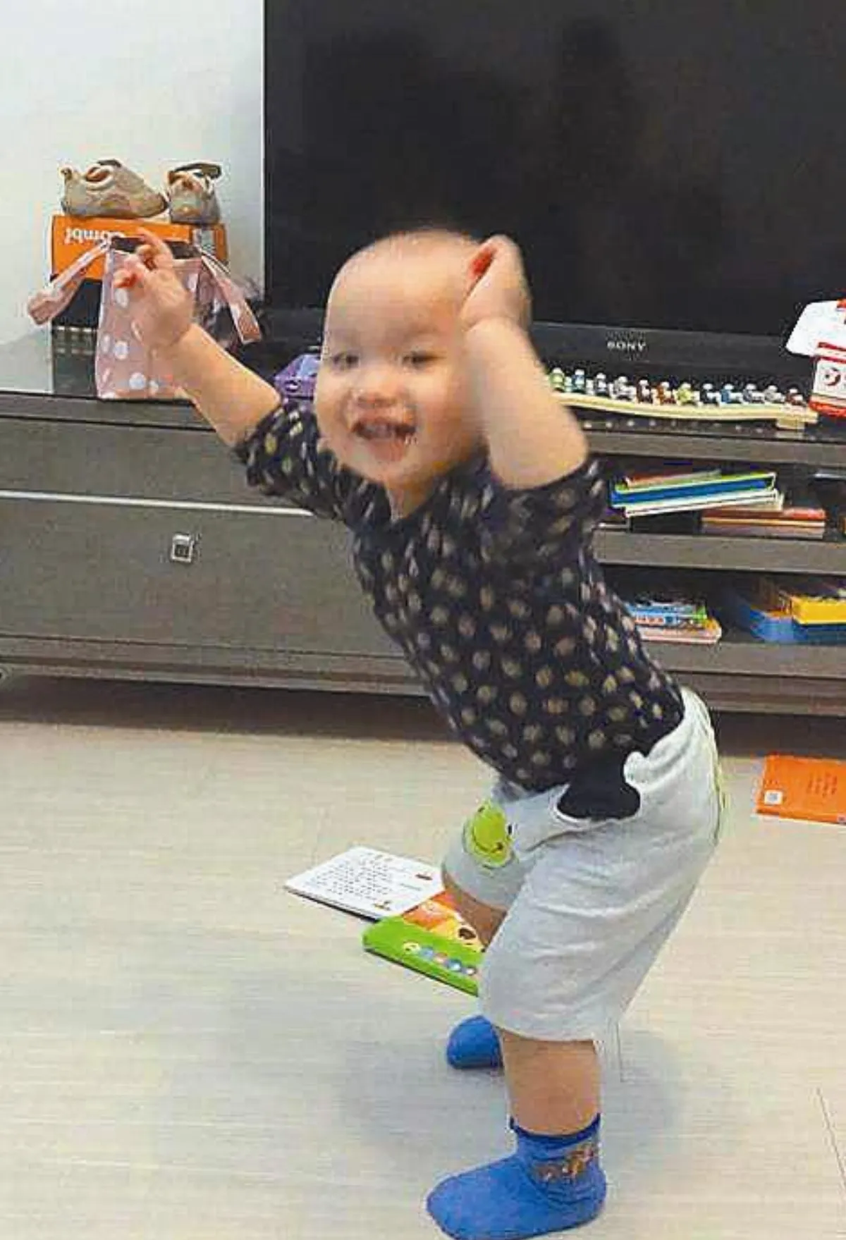 生活快門    小外孫也跳騎馬舞