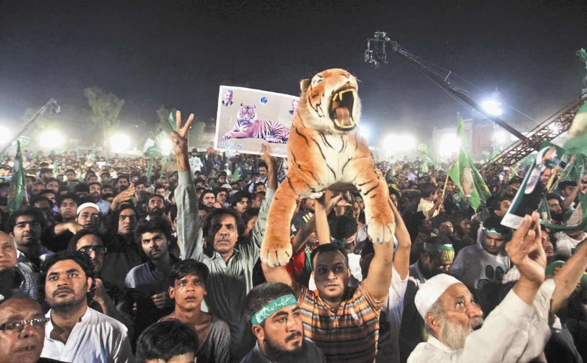 塔利班威脅籠罩下展開 恐襲不斷巴基斯坦昨大選 料組聯合政府