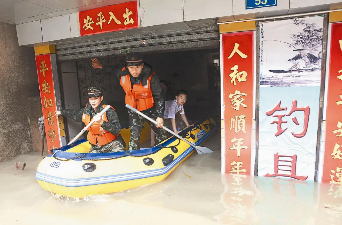 暴雨襲陸南方10省 至少33死