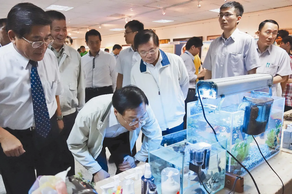 技職教育 江揆：經濟發展骨幹