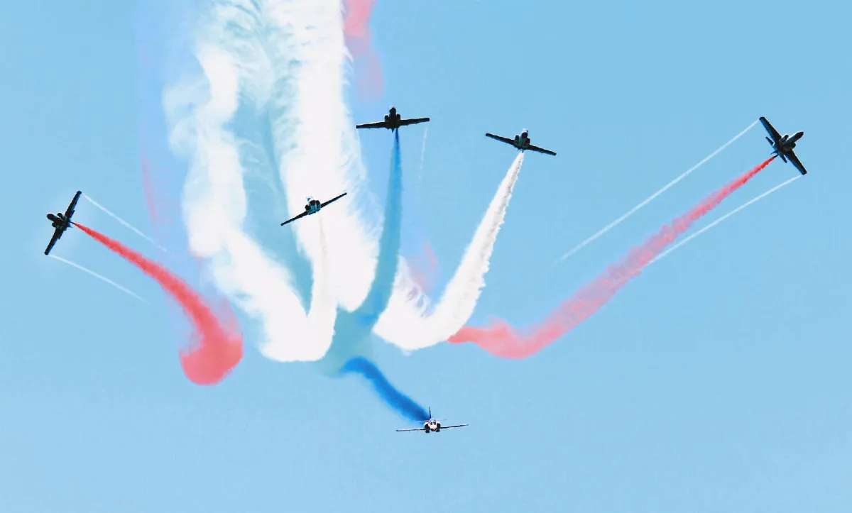 志航基地雷虎秀