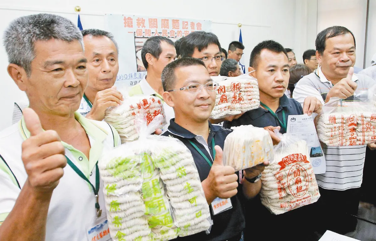 關廟麵業者：活不下去了！