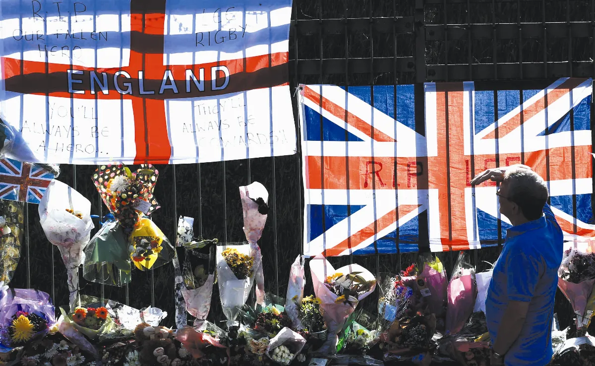 英法士兵遇襲 引發反穆斯林情緒