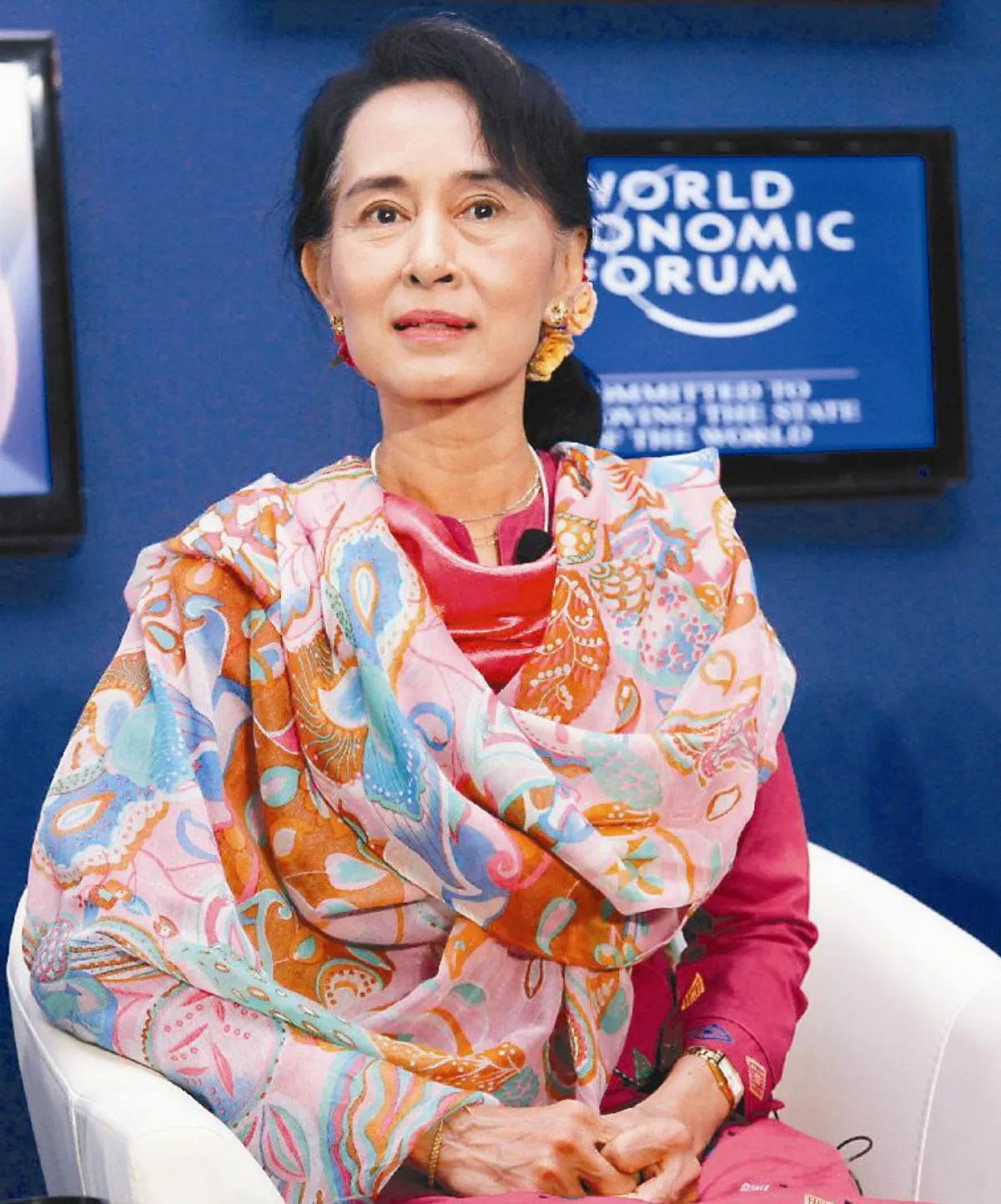 出席世界經濟論壇翁山蘇姬：我想參選總統