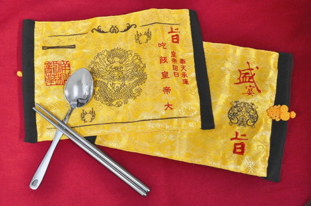 保庇神氣活現