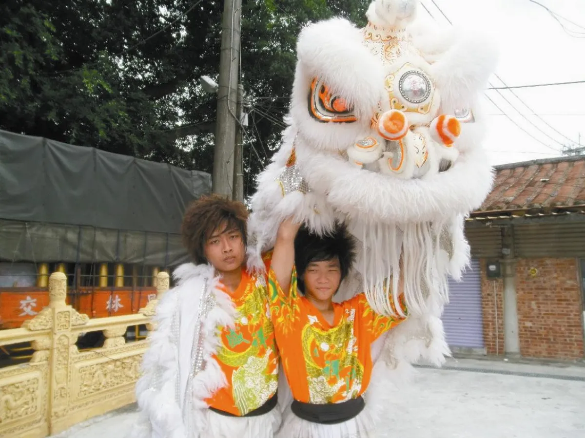 醒獅上樁 大開眼界張坤祥、蘇衍皓 要爭世界獅王