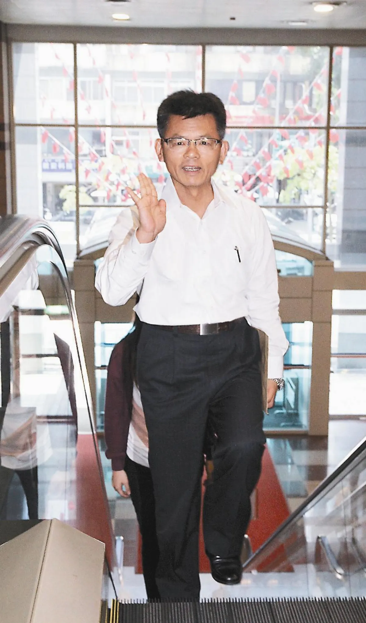楊秋興返藍：我是有實力轎夫