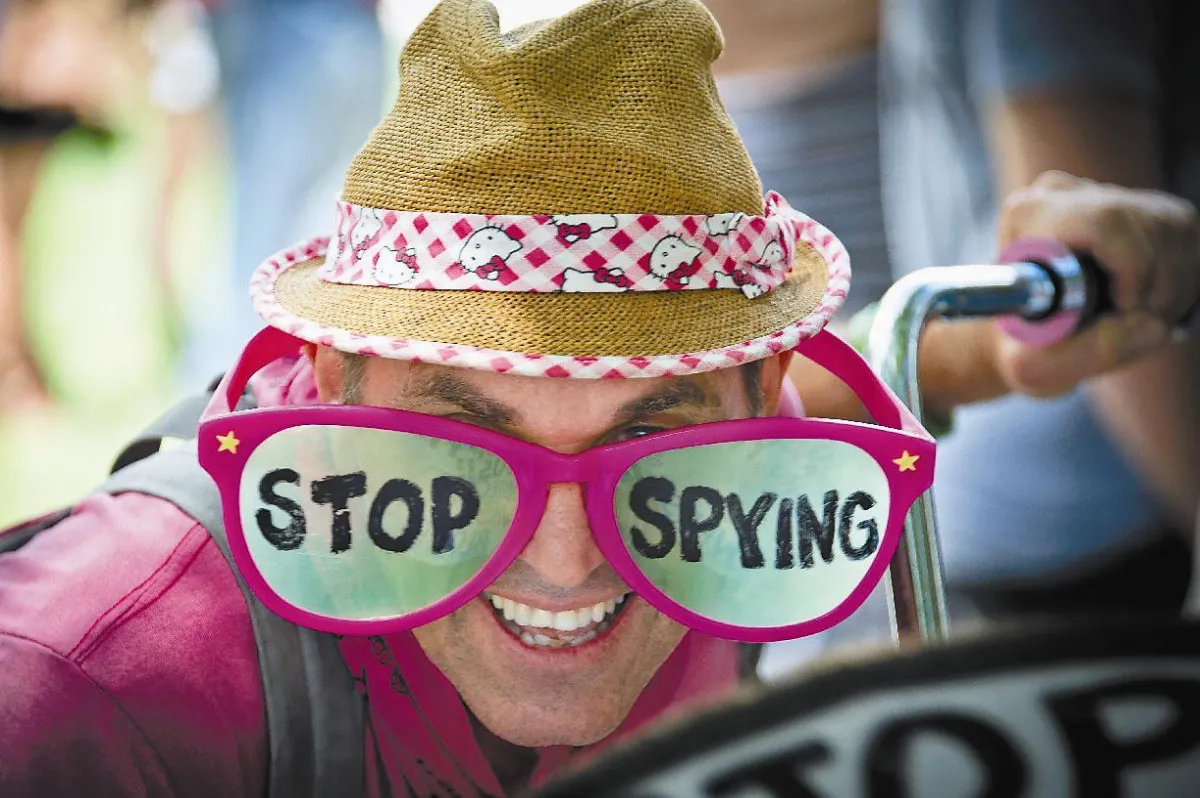 抗監控 美國慶數千人示威