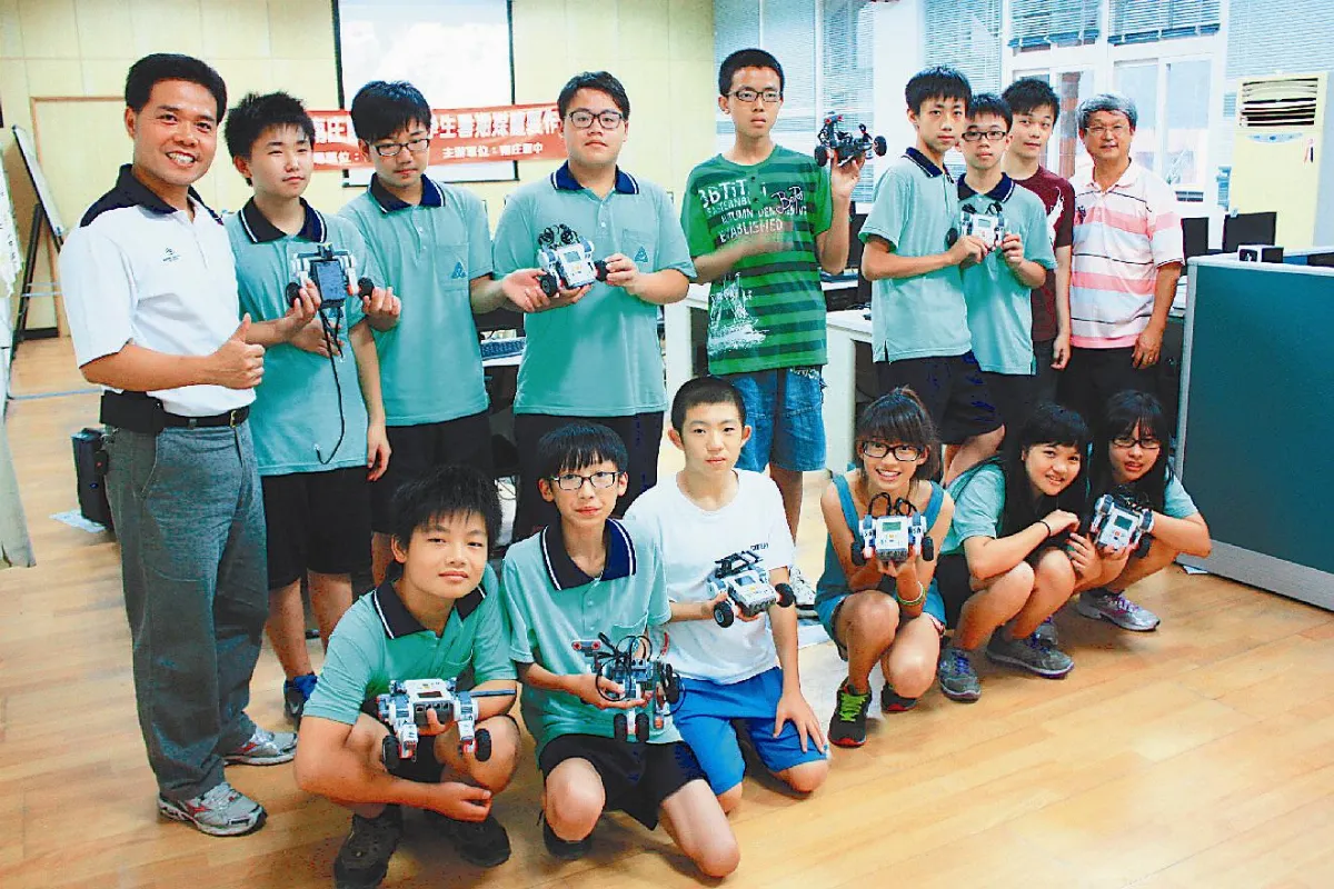 多媒體製作營 偏鄉學童免費學