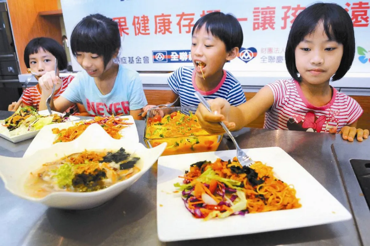 雙薪家庭忙茫盲 養出7成胖小孩