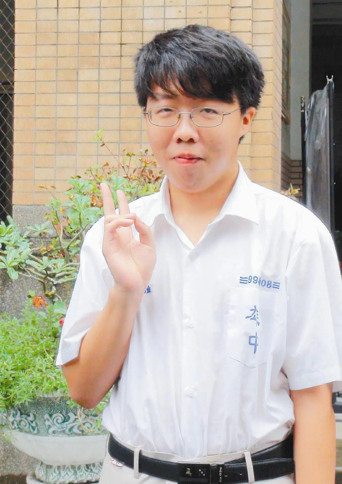 第三類組榜首雄中許哲維：一直解題、思考 不會就問