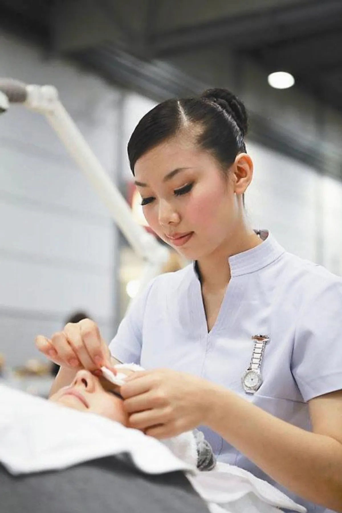 靠專業技能 貧女拚出第一桶金