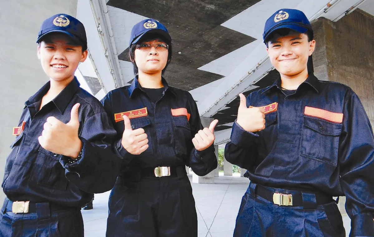 太平島 首批女兵出發