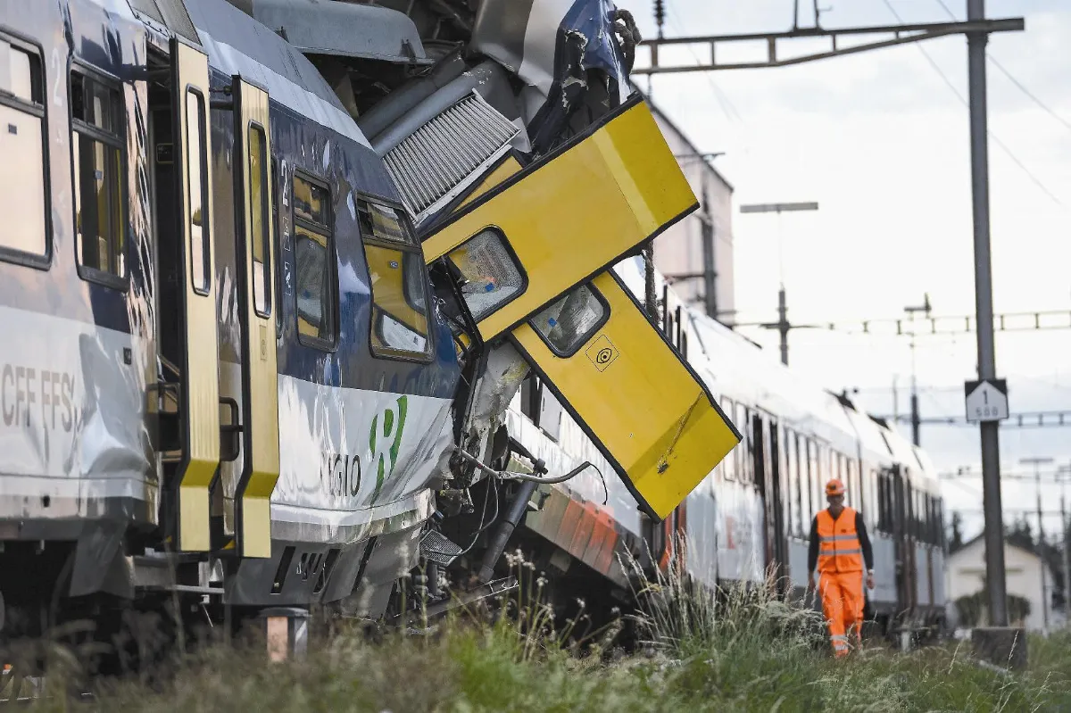 瑞士火車迎面相撞 1死35傷