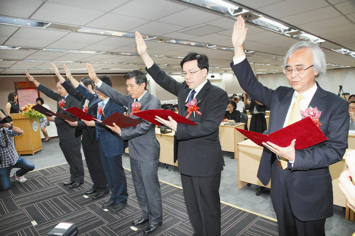 北護66年 首位男校長就職