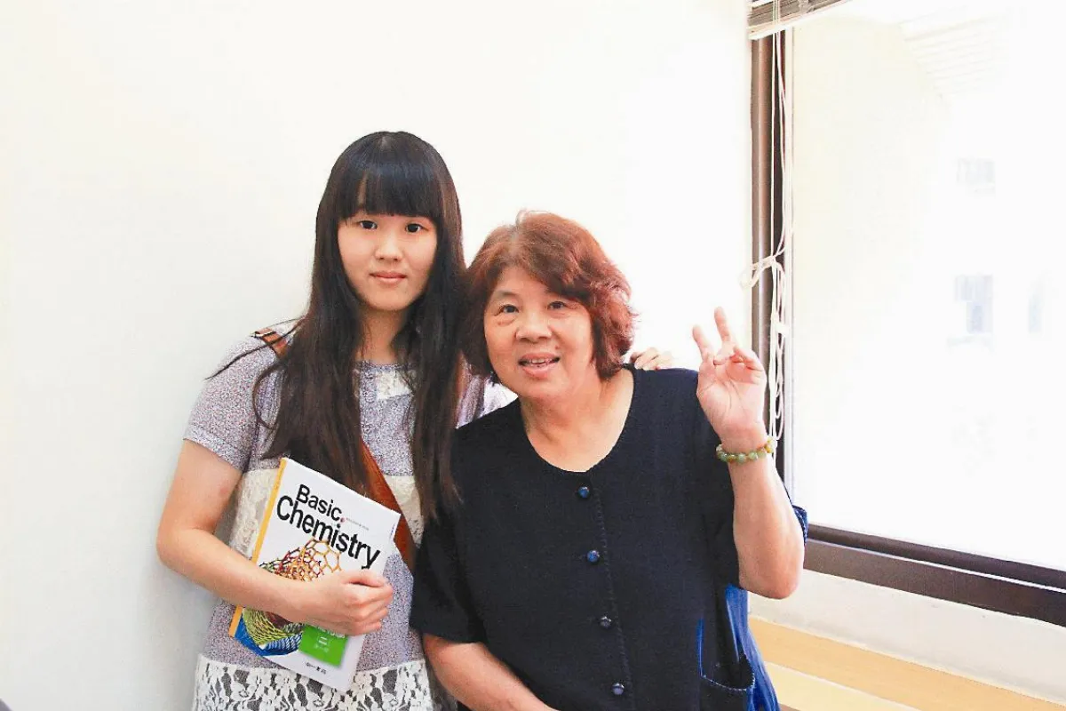 陳奕君：報恩+訂目標=如願進清大中文