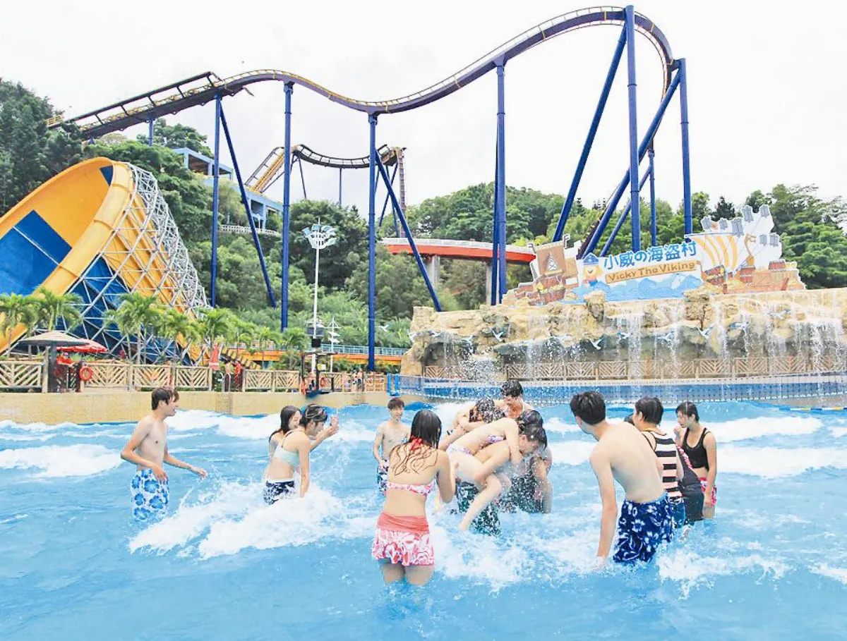 遊樂園賀爸爸節、情人節