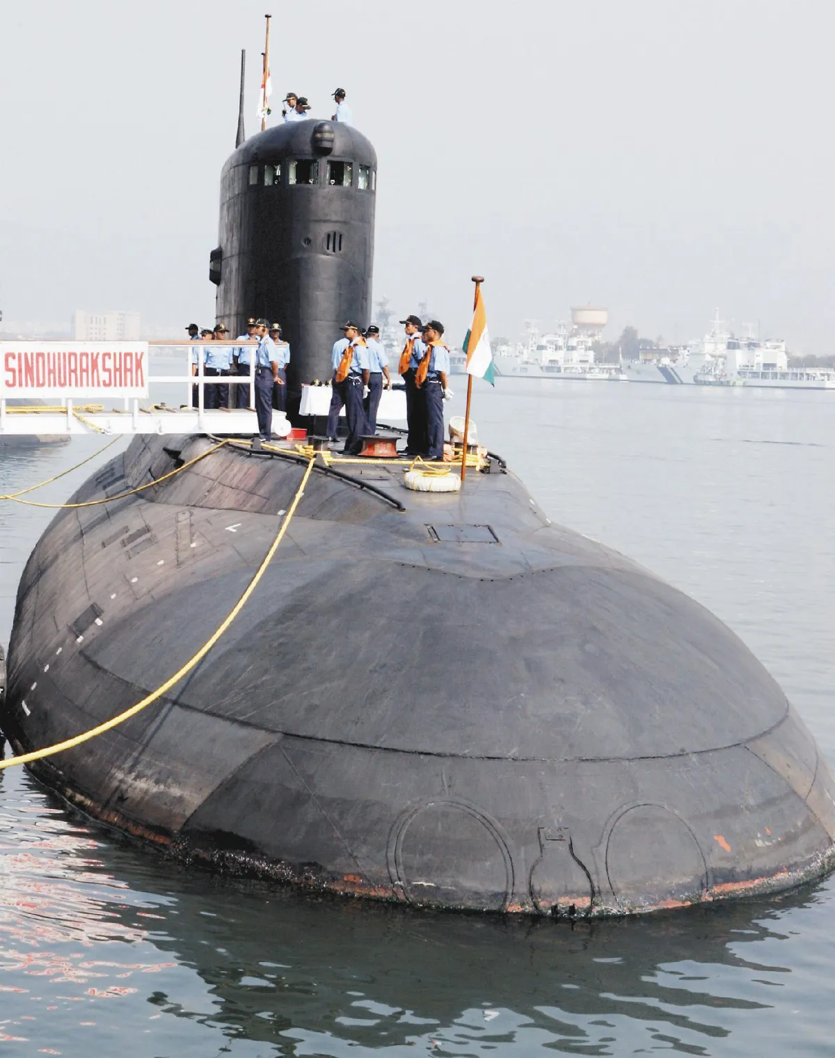 瞬間成火球 印度潛艦爆炸 18官兵恐罹難