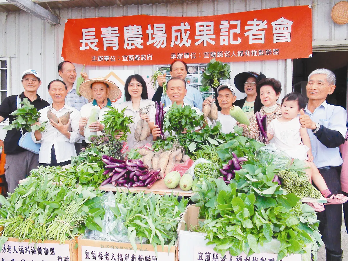 【社區部落格】健身又行善 長者開心種菜