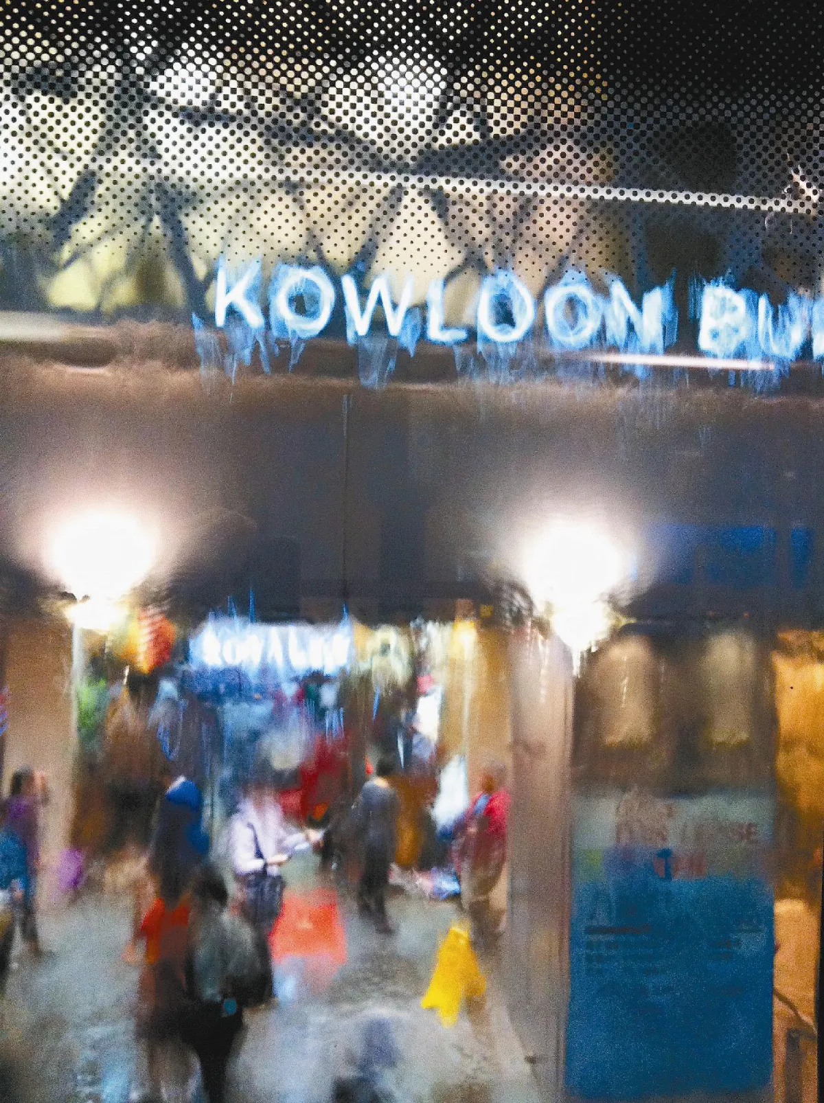 走吧！自己去旅行國定假日．暴雨塞機旅遊變數多