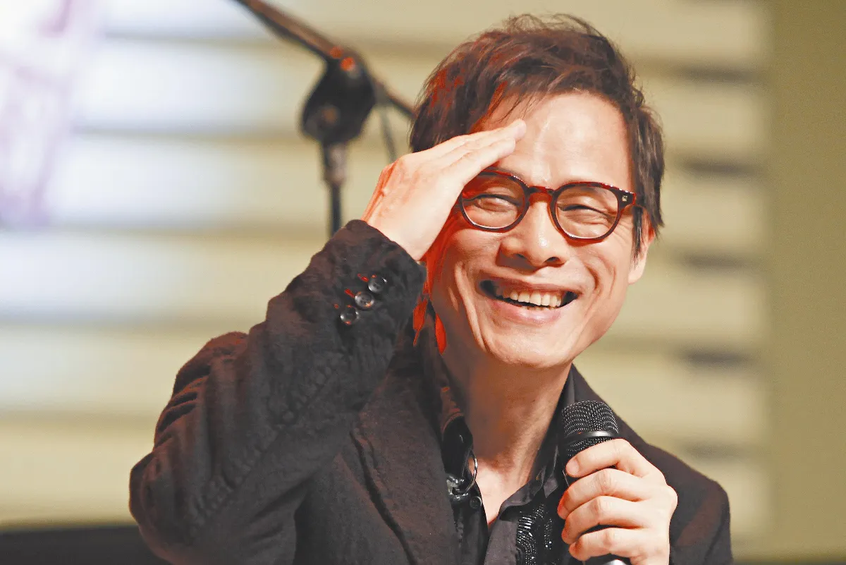 羅大佑   搖滾教父當最嚴厲老師