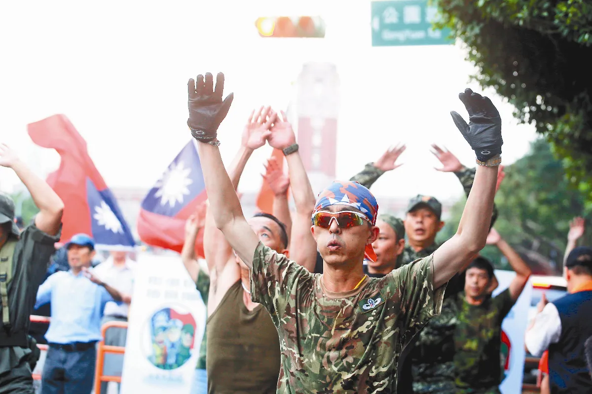 軍人節  挺國軍 凱道前開合跳
