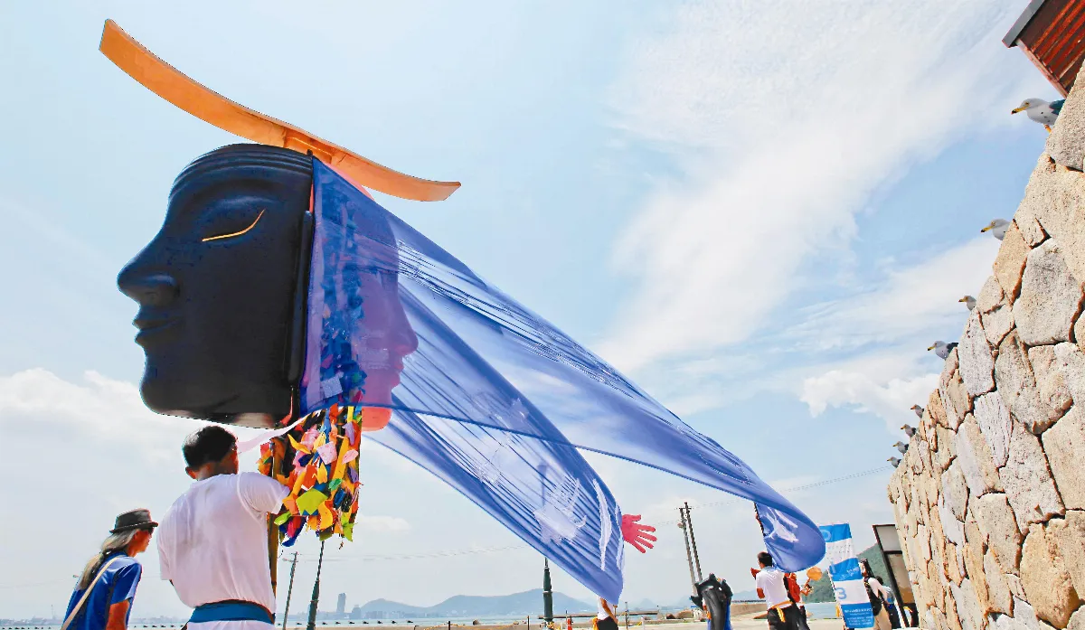 越界共生上從大地藝術祭到瀨戶內海藝術祭