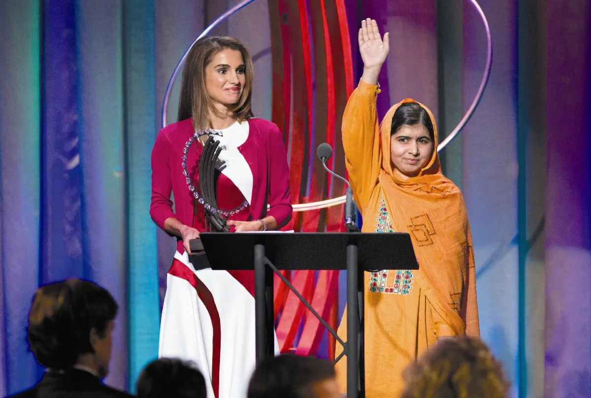 馬拉拉：別再送武器，送書吧！