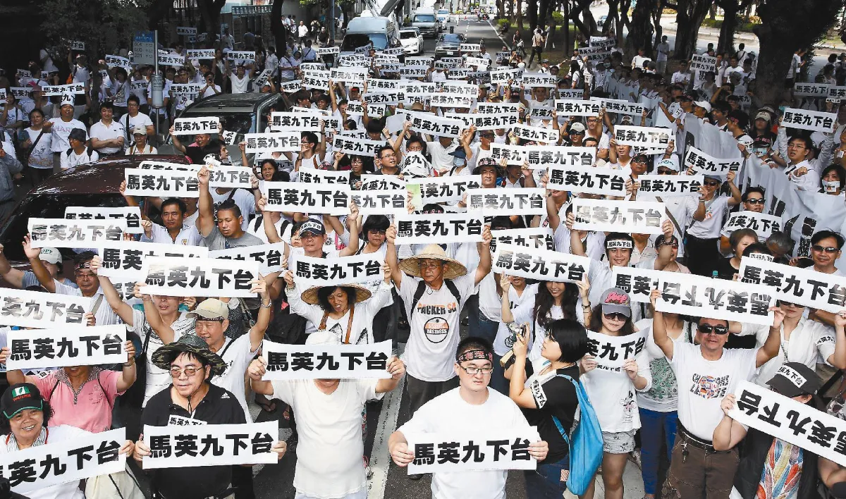 嗆馬3連發 數萬人上街頭