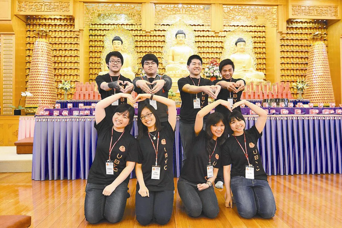 西澳大學佛學社 寺院開辦三好營