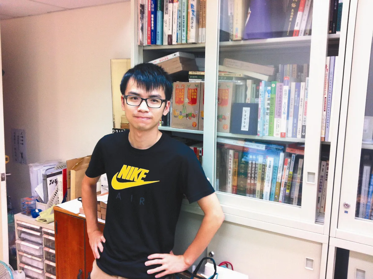 如何書寫怎樣成長被古物簇擁的老靈魂訪談小說家楊富閔