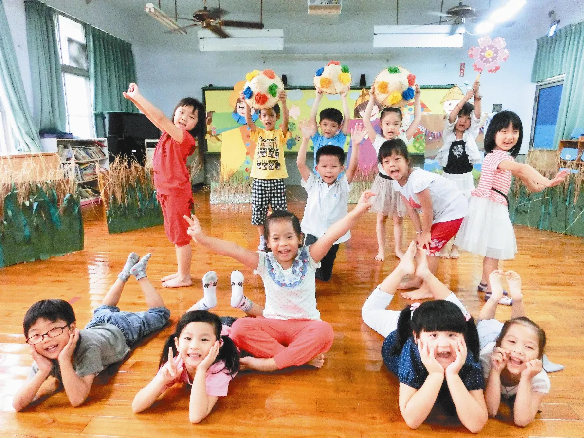 建國幼兒園 客語唱跳呈現讀書樂