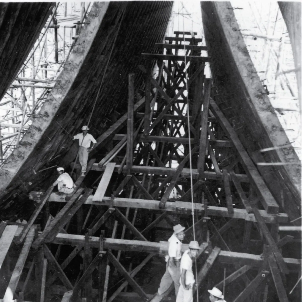 路思義教堂50歲 老照片說故事