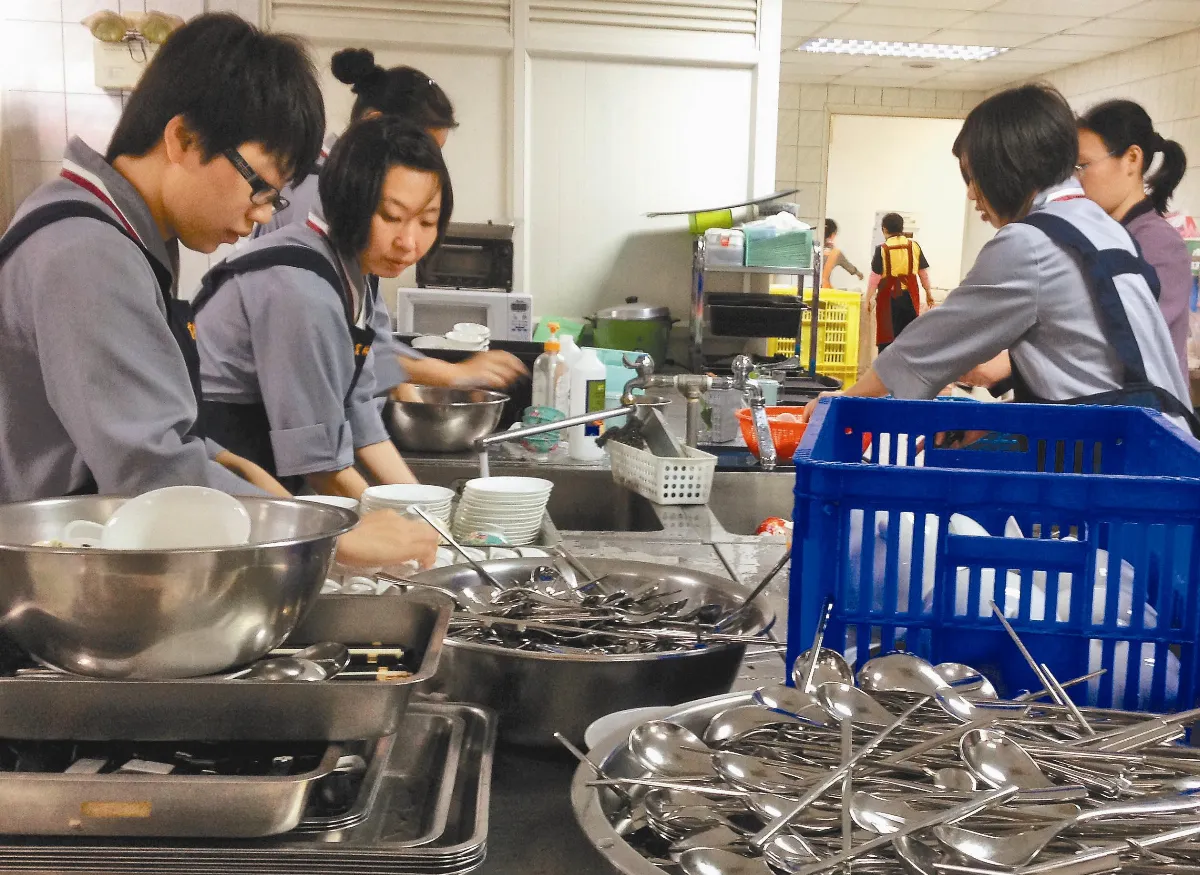 做中學佛 解行並重