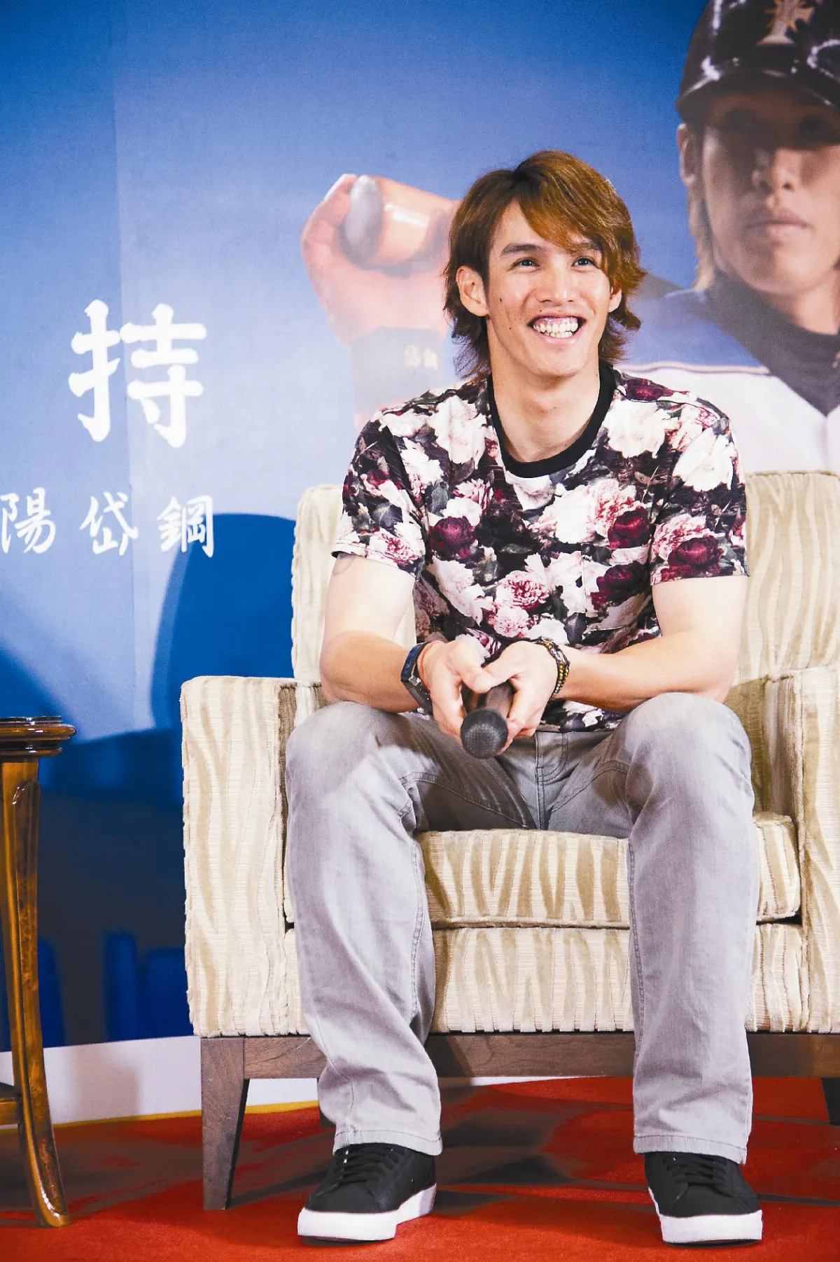 再戴金手套 陽岱鋼沸騰台日賽