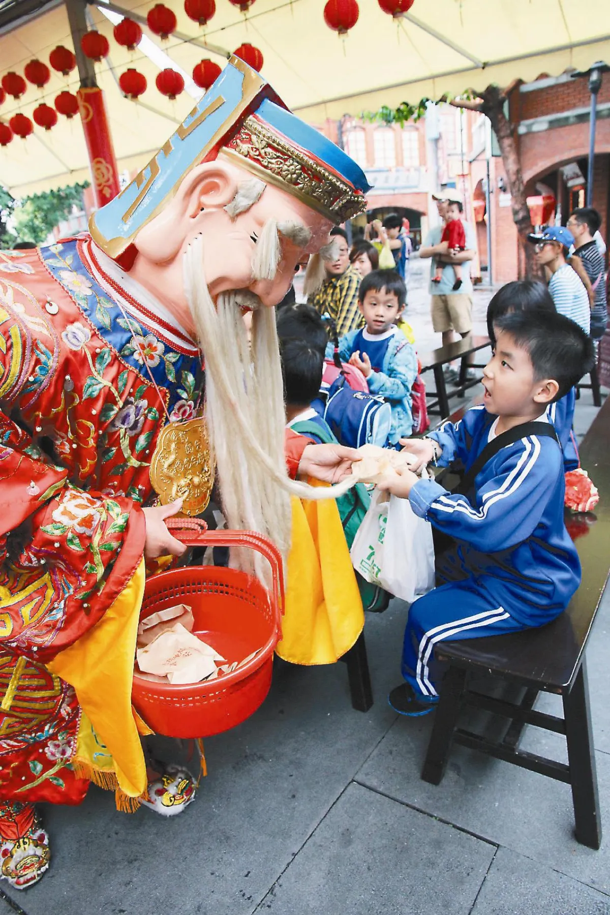 土地公發平安餅