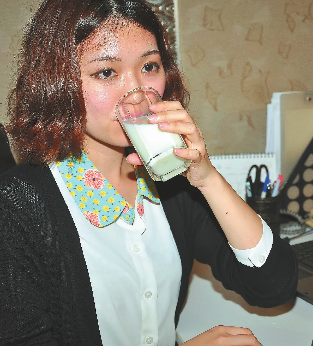 喝牛奶　補鈣的迷思